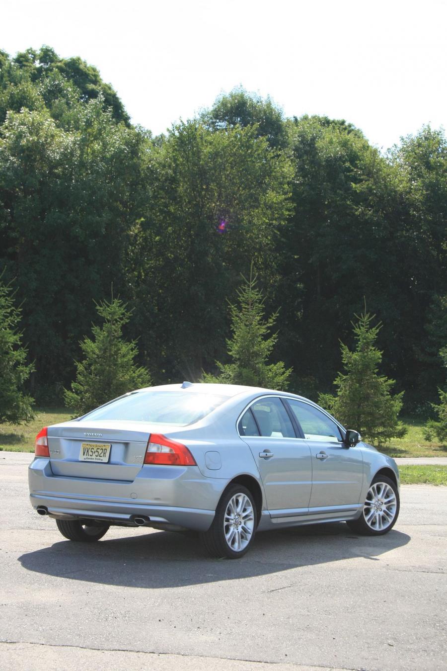  Volvo S80 AWD V8 2007 года  (фото 39 из 45)